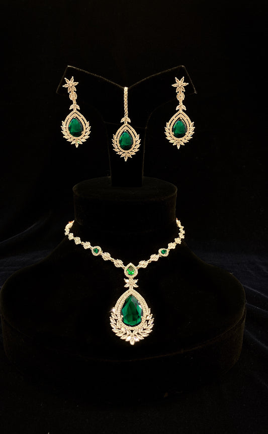 Emerald Crystal Silver Set JN-30
